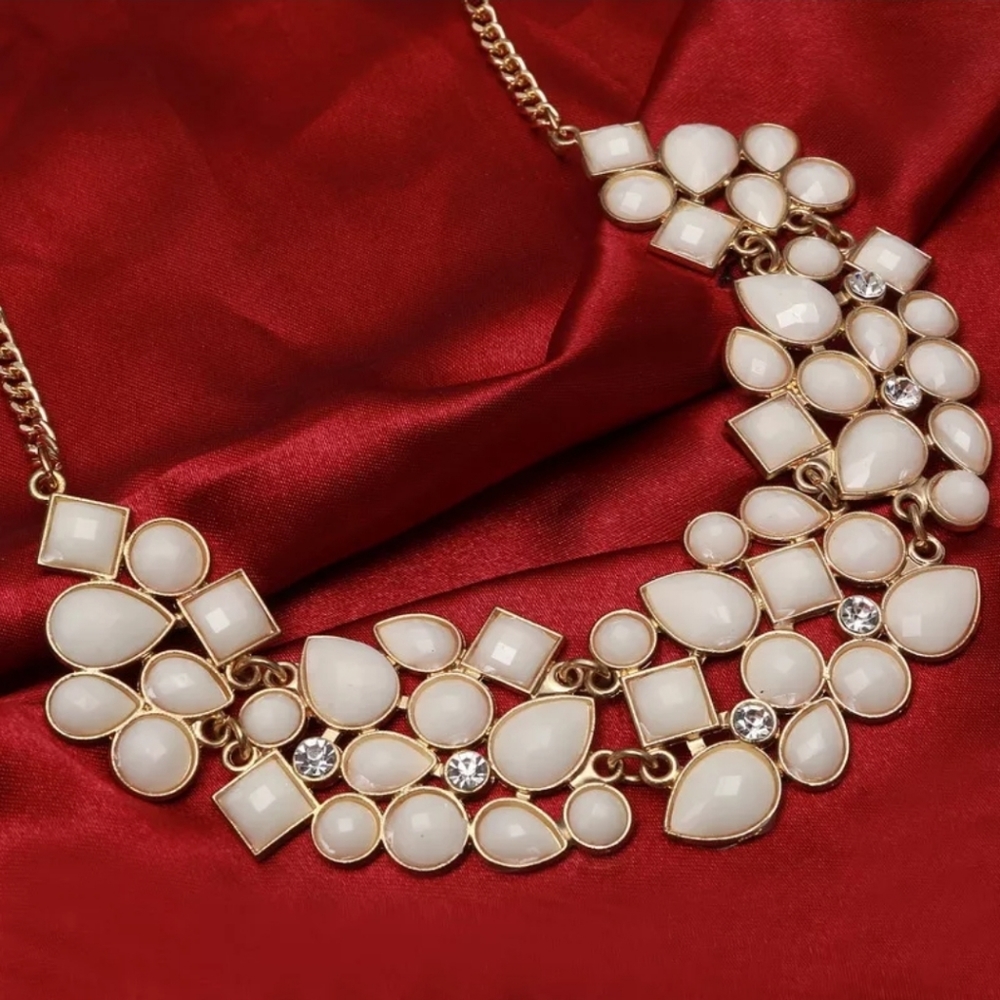 Crystal Collar Necklace